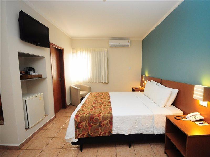 Hotel Riviera Araçatuba Buitenkant foto