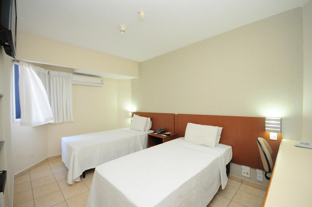 Hotel Riviera Araçatuba Buitenkant foto